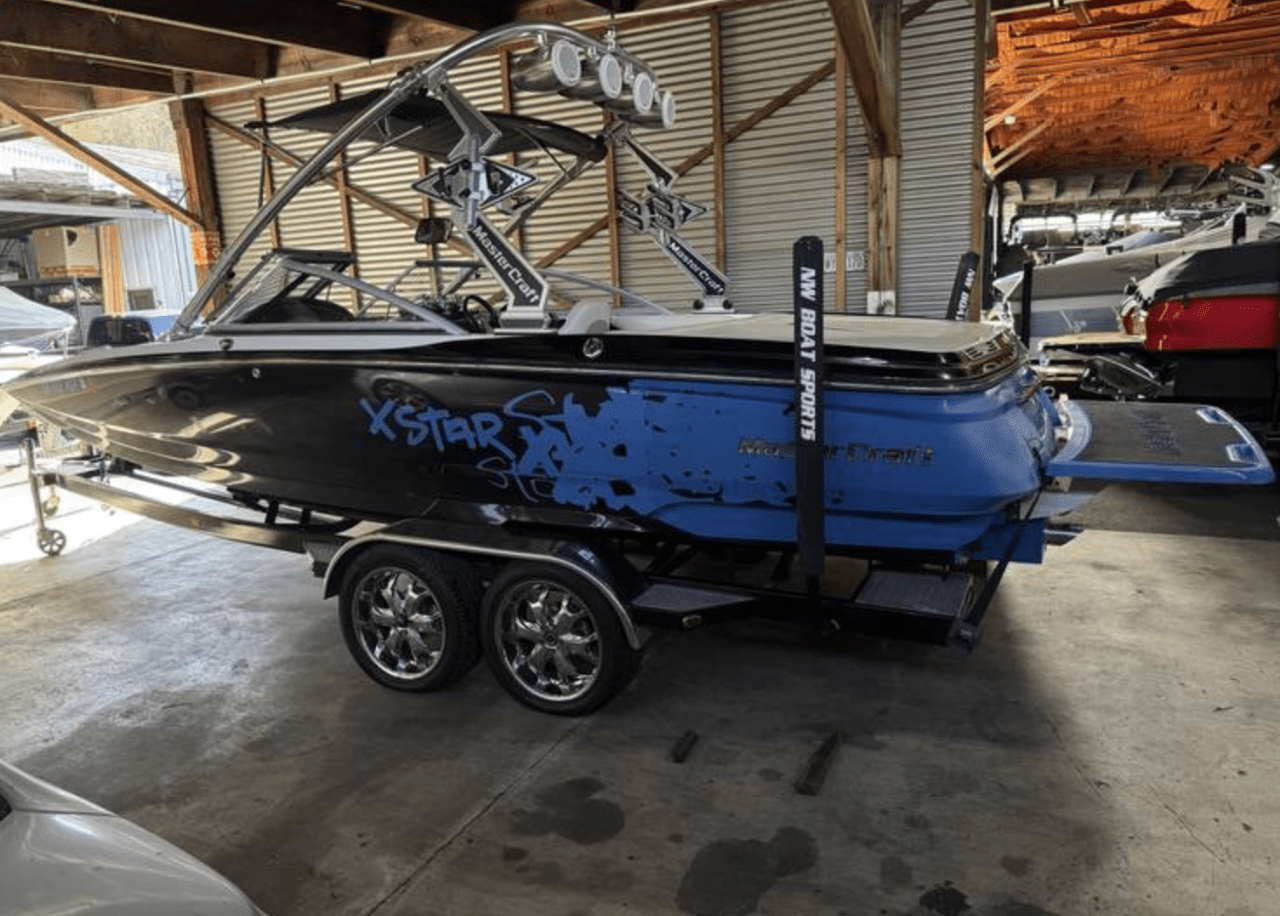 boat.Title